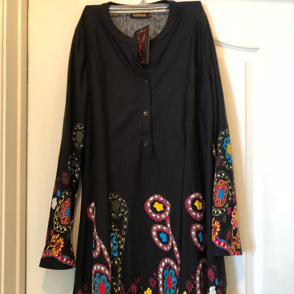 3/$23 Dress. Reborn. Lrg. Black & floral. Cotton.